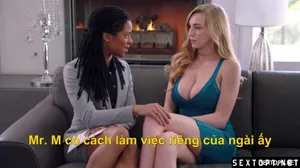 Thấy Cô vợ hơi lạ, Gã chồng xem điện thoại Cô vợ và thấy cảnh phang với quản lý của mình