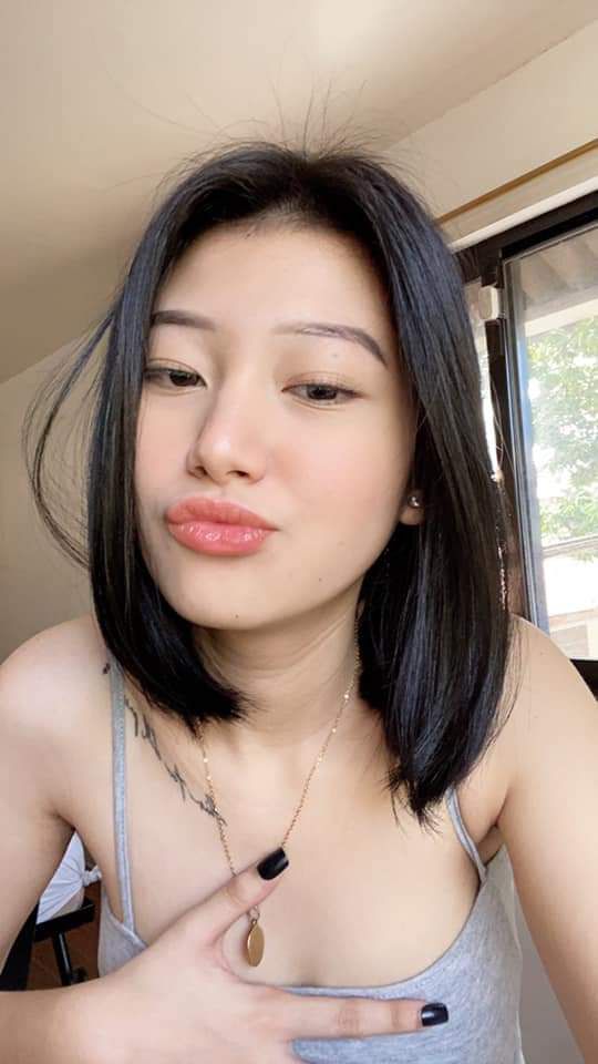 Anh chàng này đã quan hệ với một cô đồng nghiệp ngực khủng trong khách sạn, mặc bộ đồ gợi cảm và quan hệ tình dục ở nhiều tư thế khác nhau...